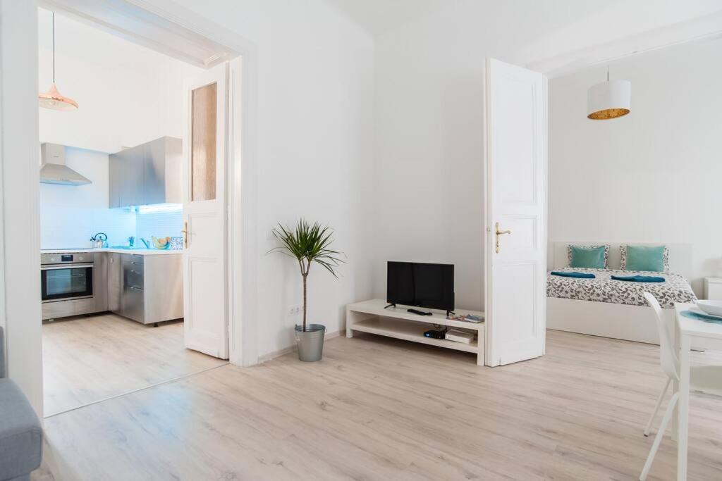 New Ultra-central Design Budapeste